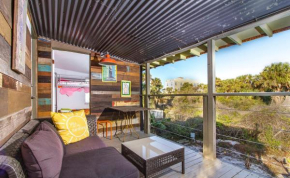 Artist Retreat, 2 Bedrooms, Summer Haven, 3 Houses to Beach, Sleeps 7
